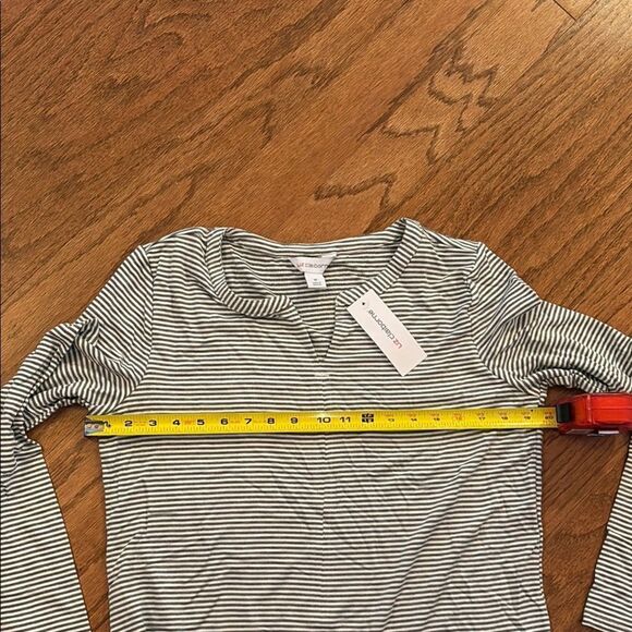 NWT Liz Claiborne Striped Long Sleeve Top - Picture 5 of 8